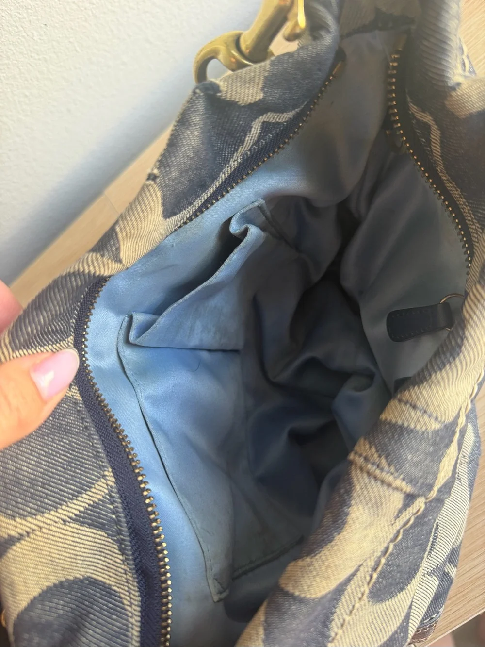 Coach shoulder bag